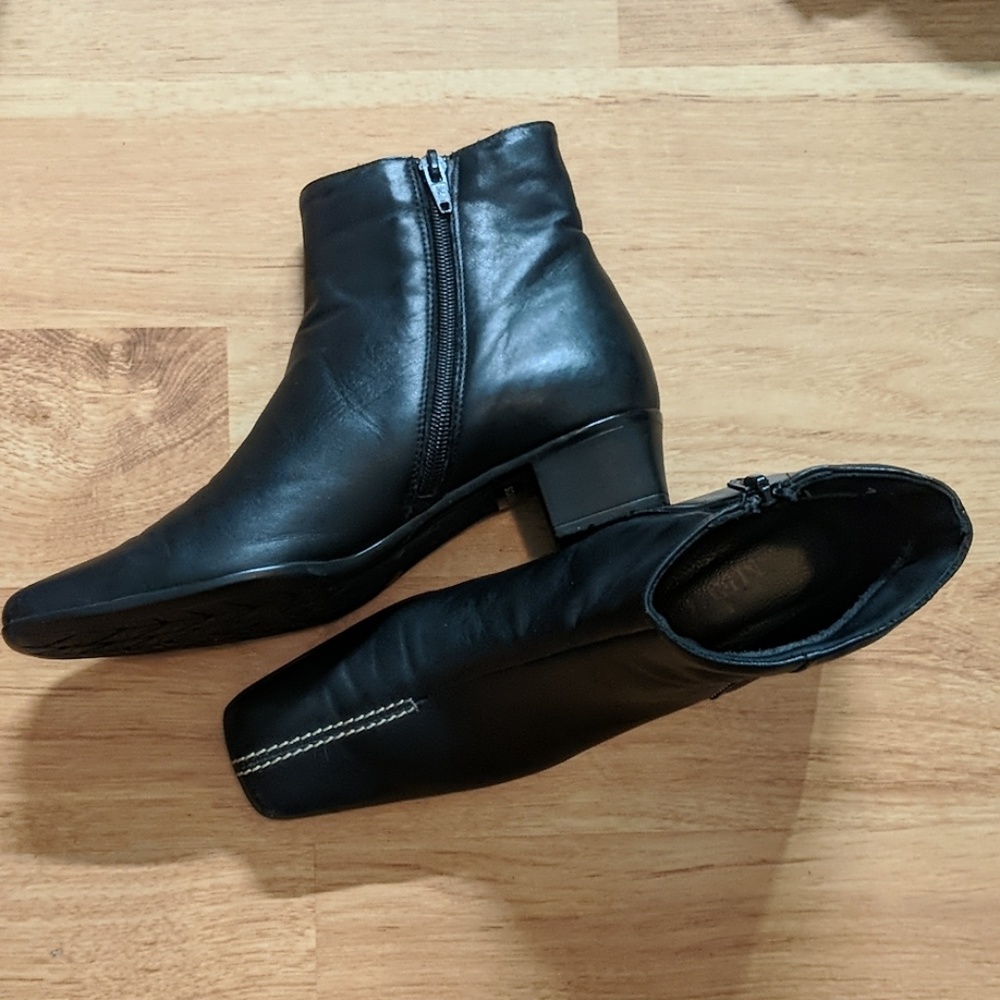 Sesto Meucci booties